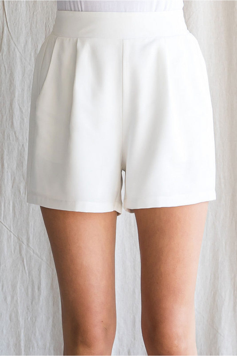 Toni Off-White Pull-On Shorts