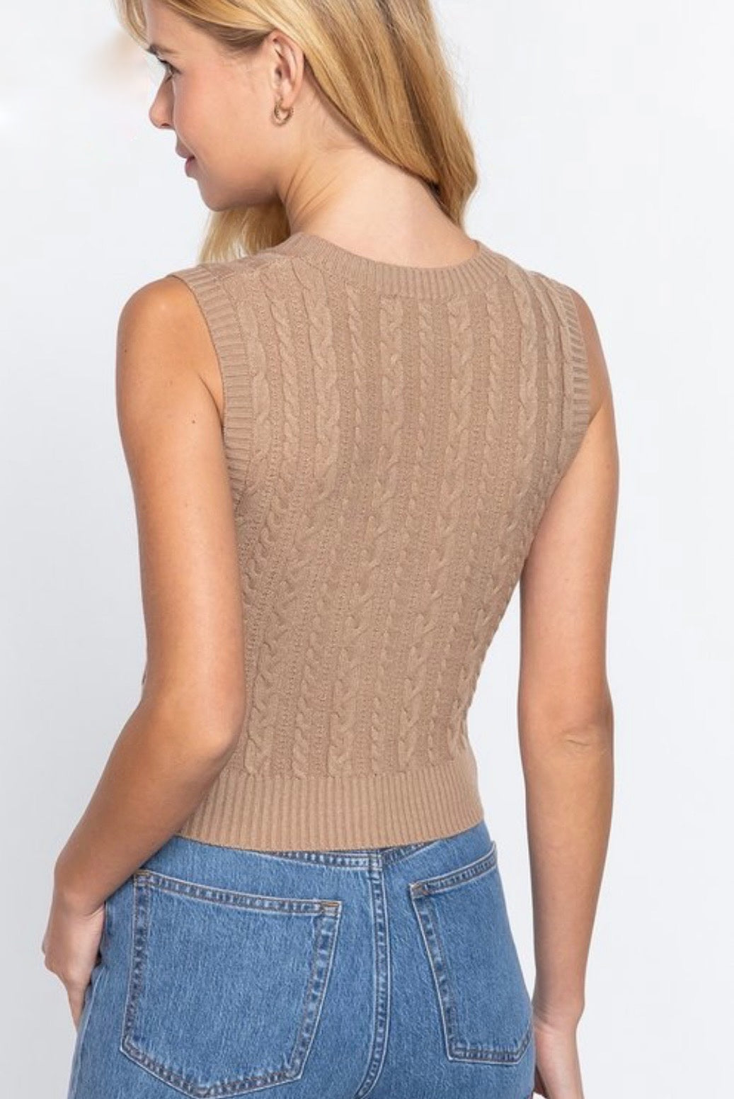 Lane Cropped Cable Sweater - Corinne Boutique Family Owned and Operated USA